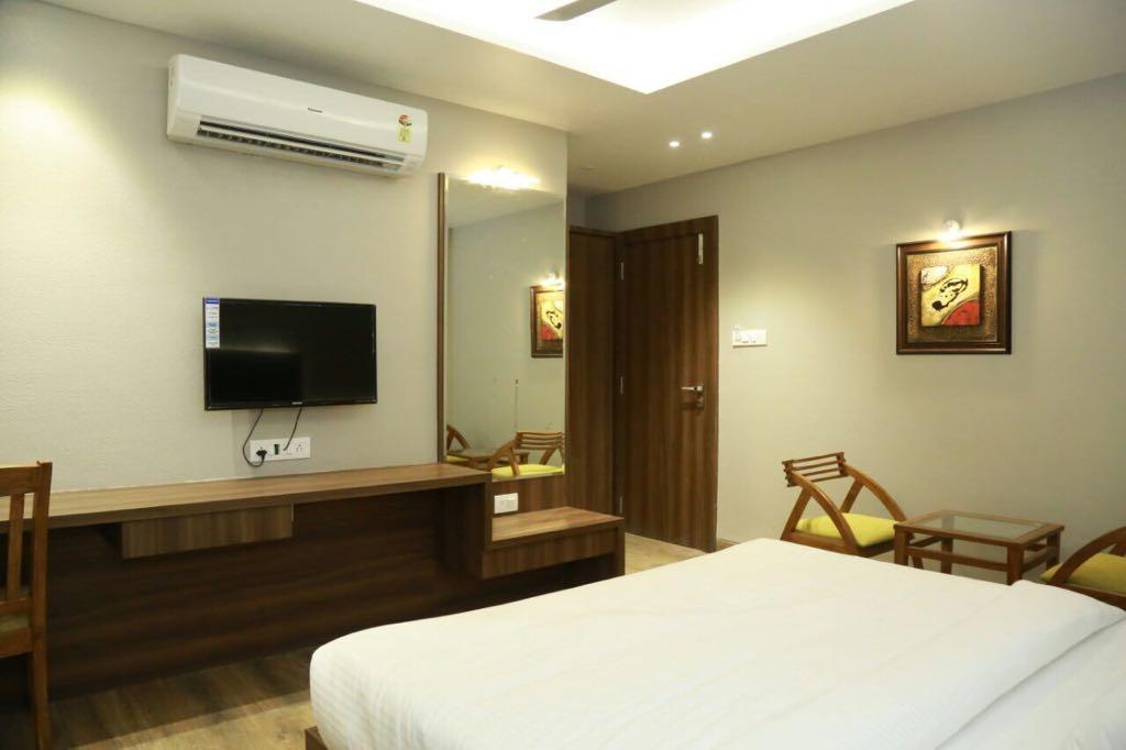 Hotel City Crown Mandsaur Dış mekan fotoğraf