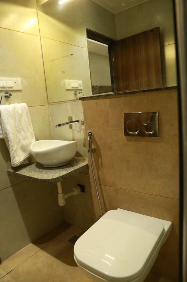 Hotel City Crown Mandsaur Dış mekan fotoğraf